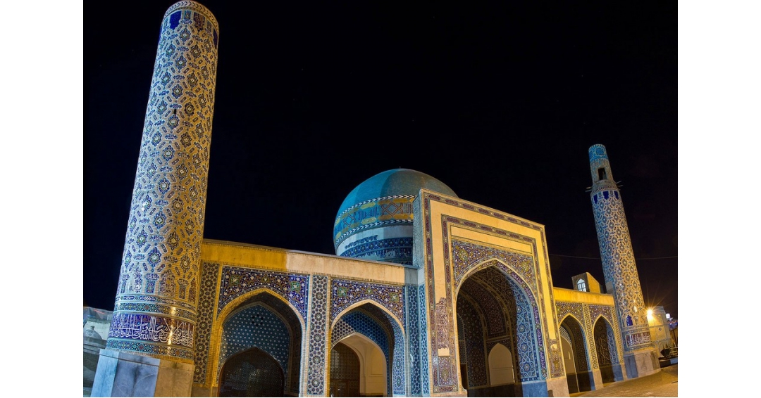 آرامگاه امیر غیاث الدین ملک شاه ( مسجد هفتاد و دو تن )